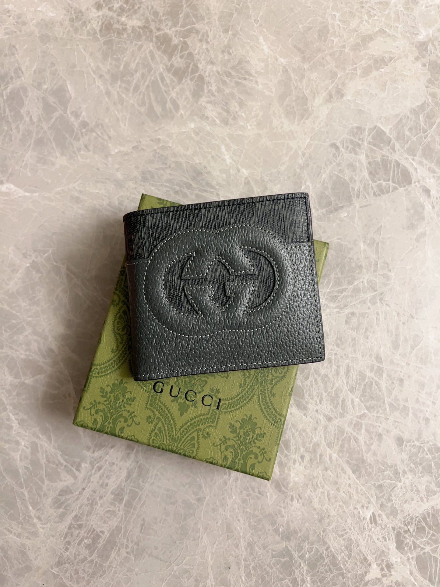 Gucci Wallet With Cut-Out Interlocking G