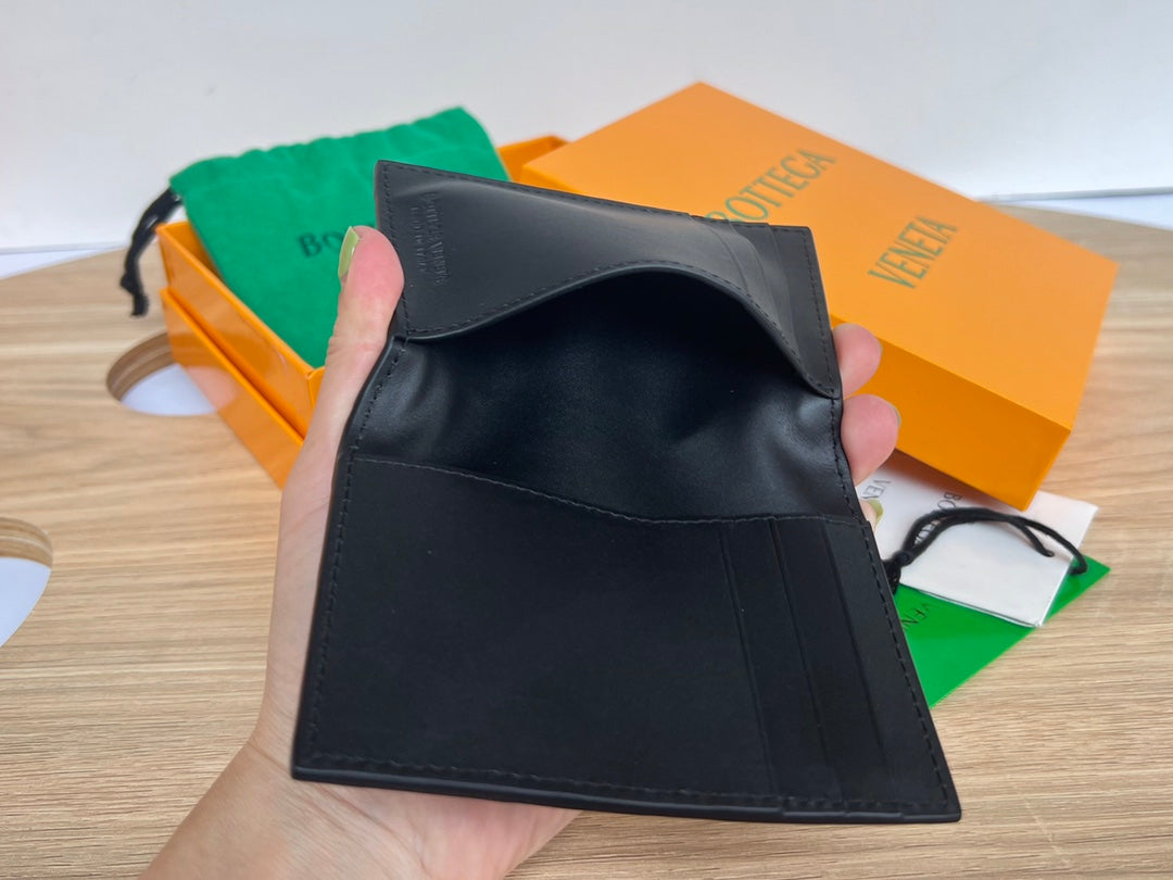 BV Flap Card Case