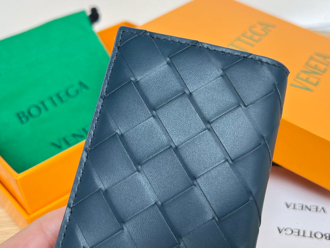 BV Flap Card Case