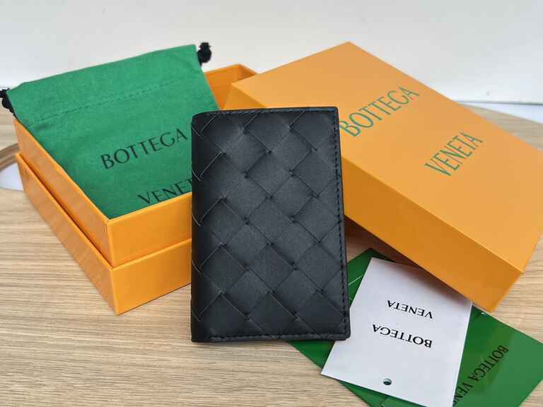 BV Flap Card Case
