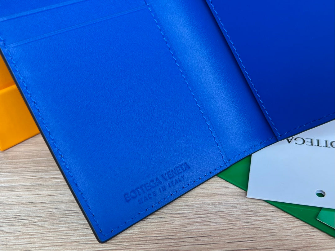 BV Flap Card Case