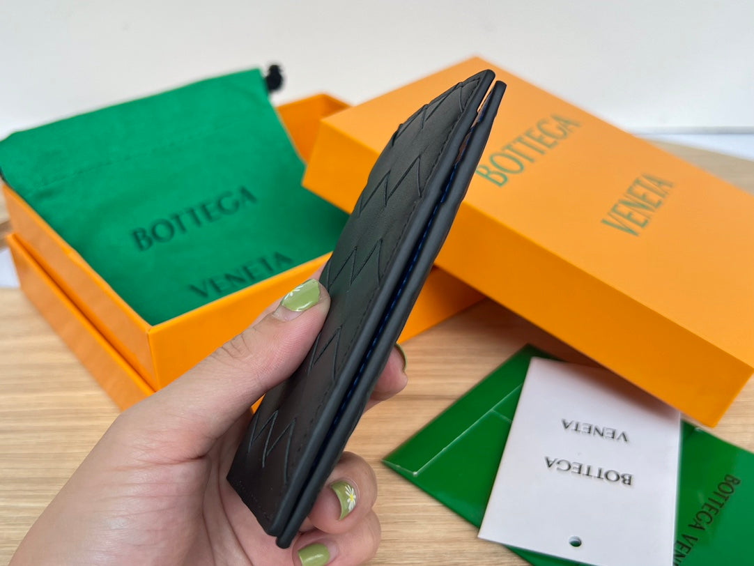 BV Flap Card Case