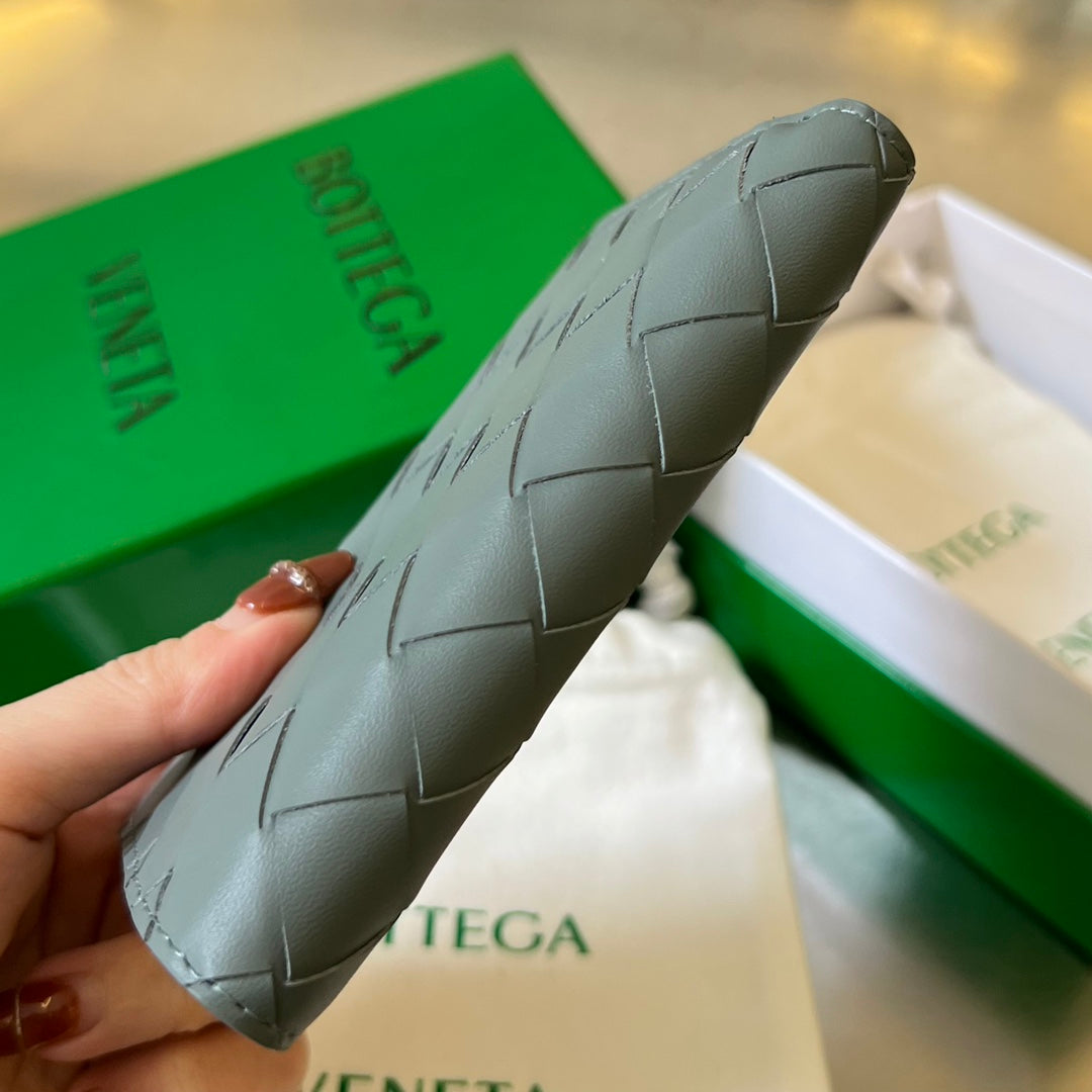 BV Intrecciato Flap Wallet