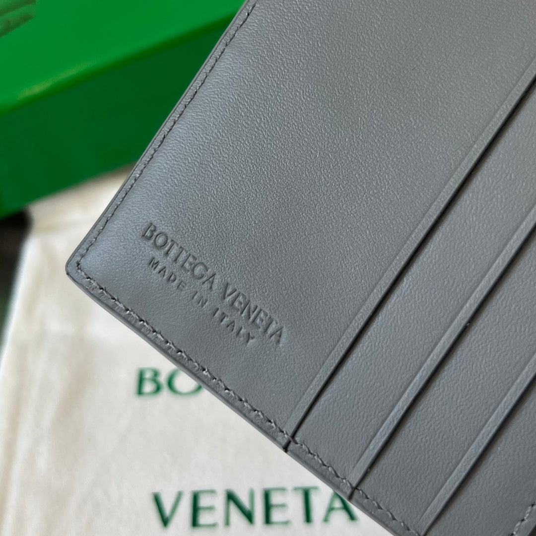 BV Intrecciato Flap Wallet