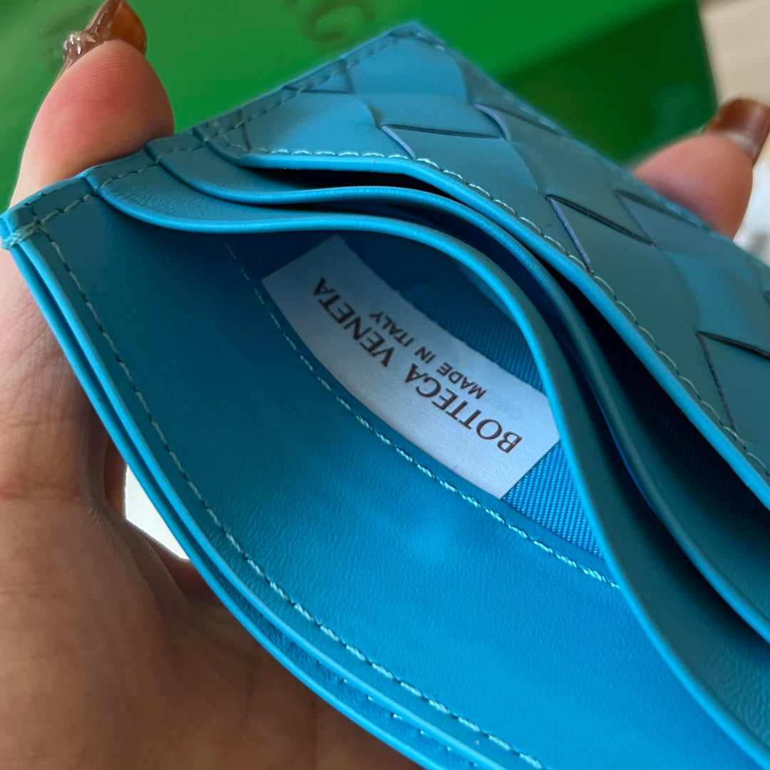 BV Intrecciato Credit Card Case