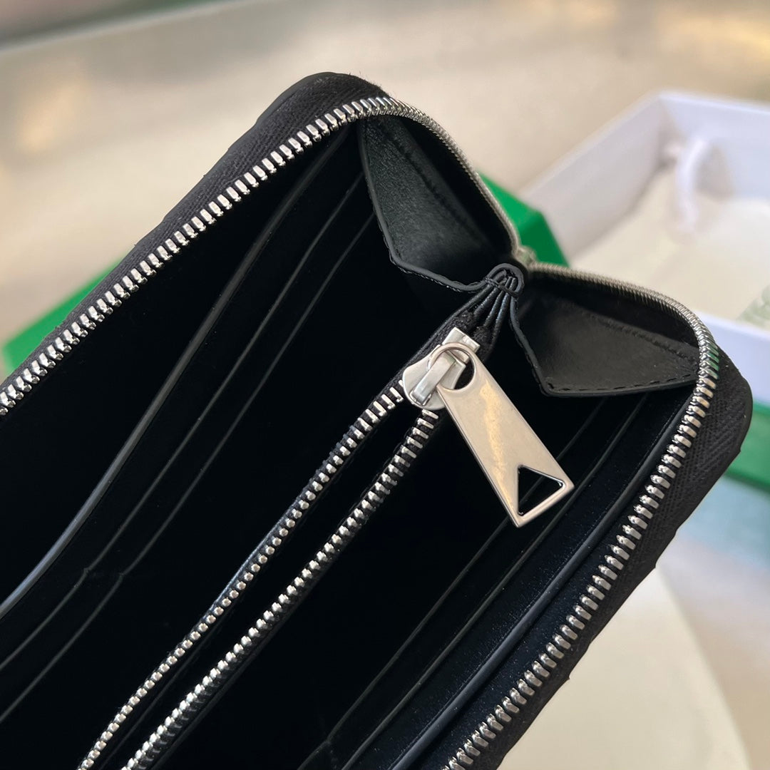 BV Intrecciato Zip Around Wallet