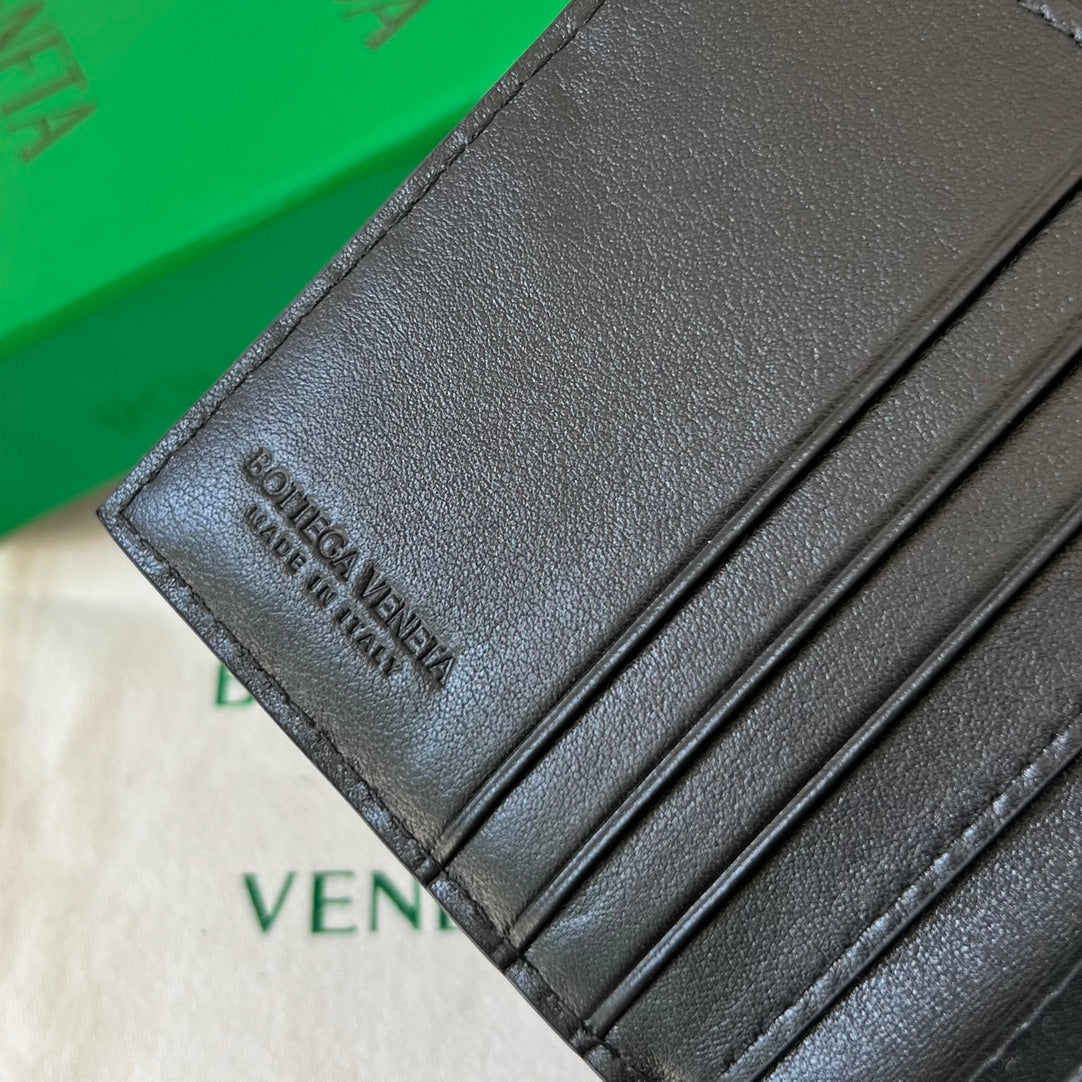 BV Intrecciato Flap Wallet