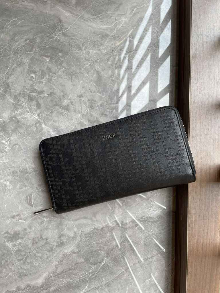 Dior Zipped Long Wallet
