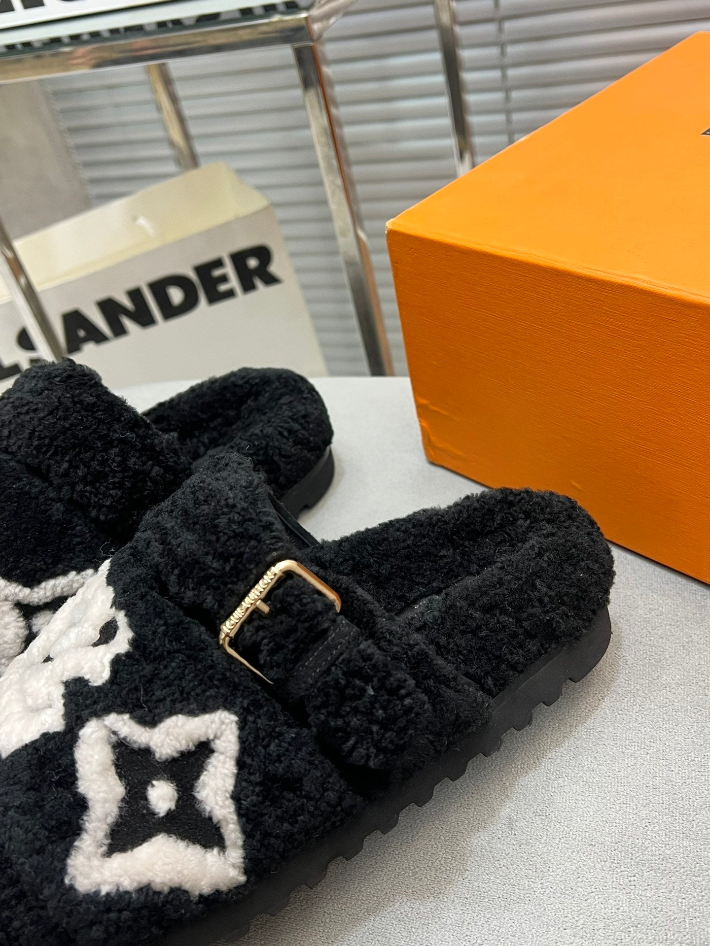 Louis Vuitton Sandals