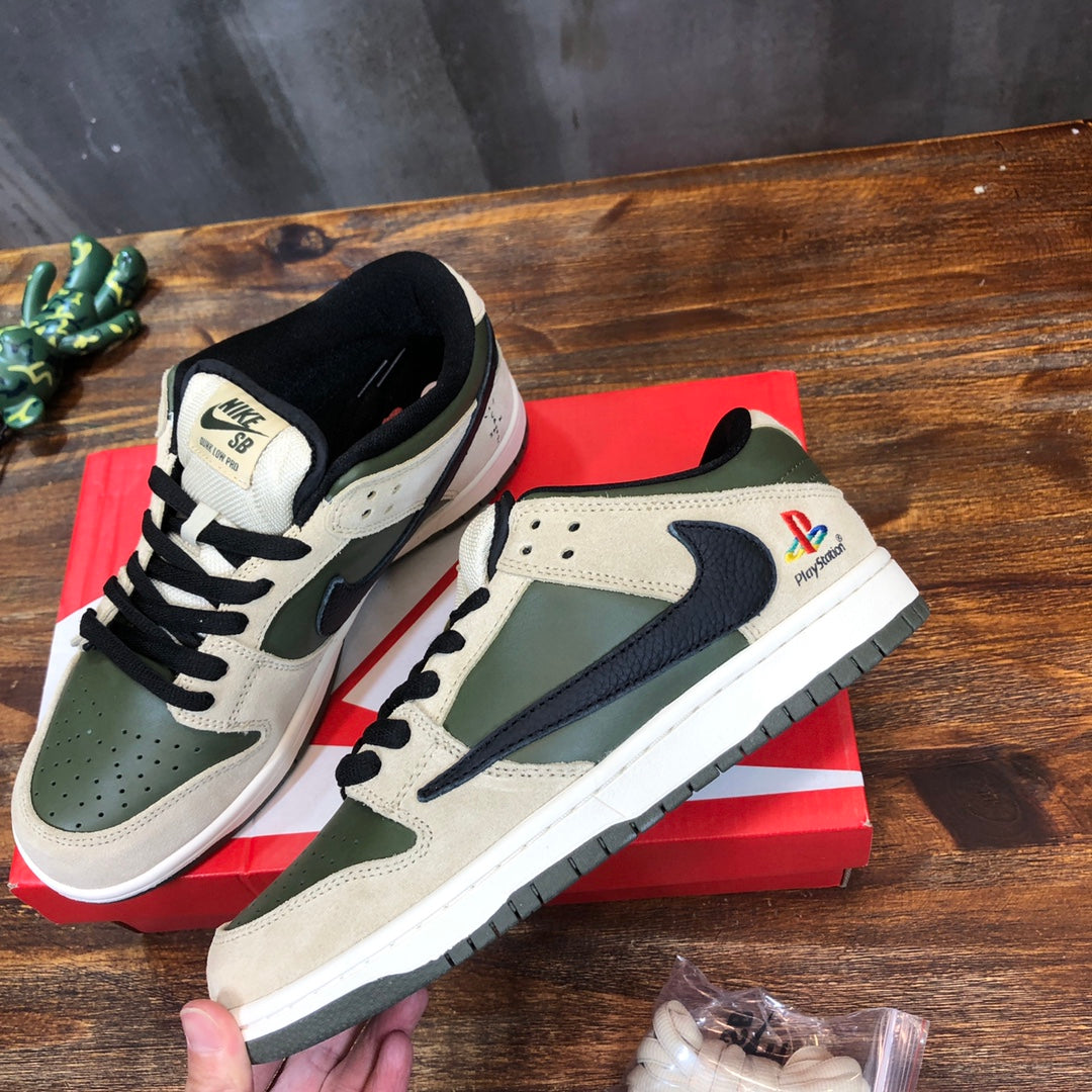 Nike SB Dunk Low PlayStation XTravis Scott X
