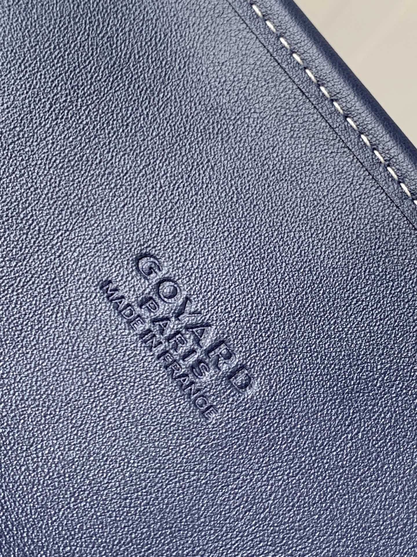 Goyard bag