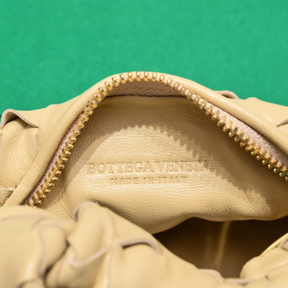 Bottega Veneta Handbag
