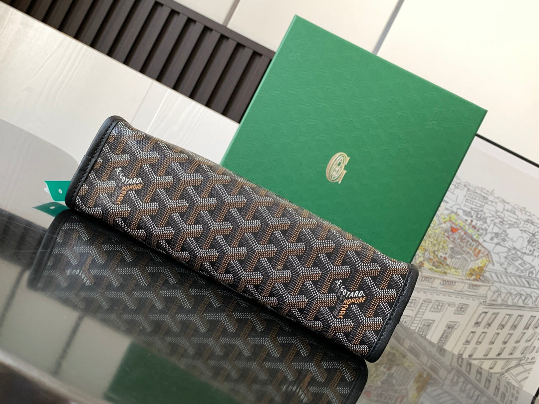 Goyard bag