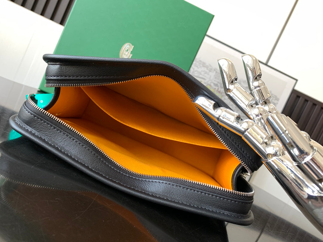 Goyard bag
