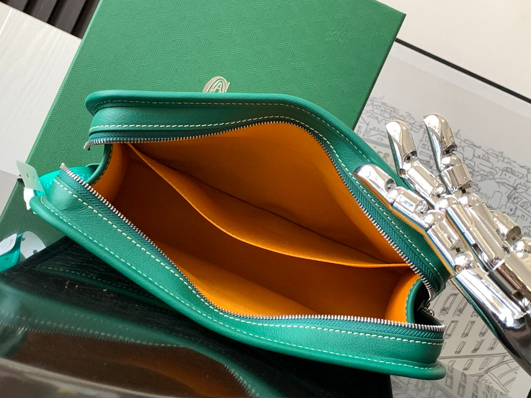 Goyard bag