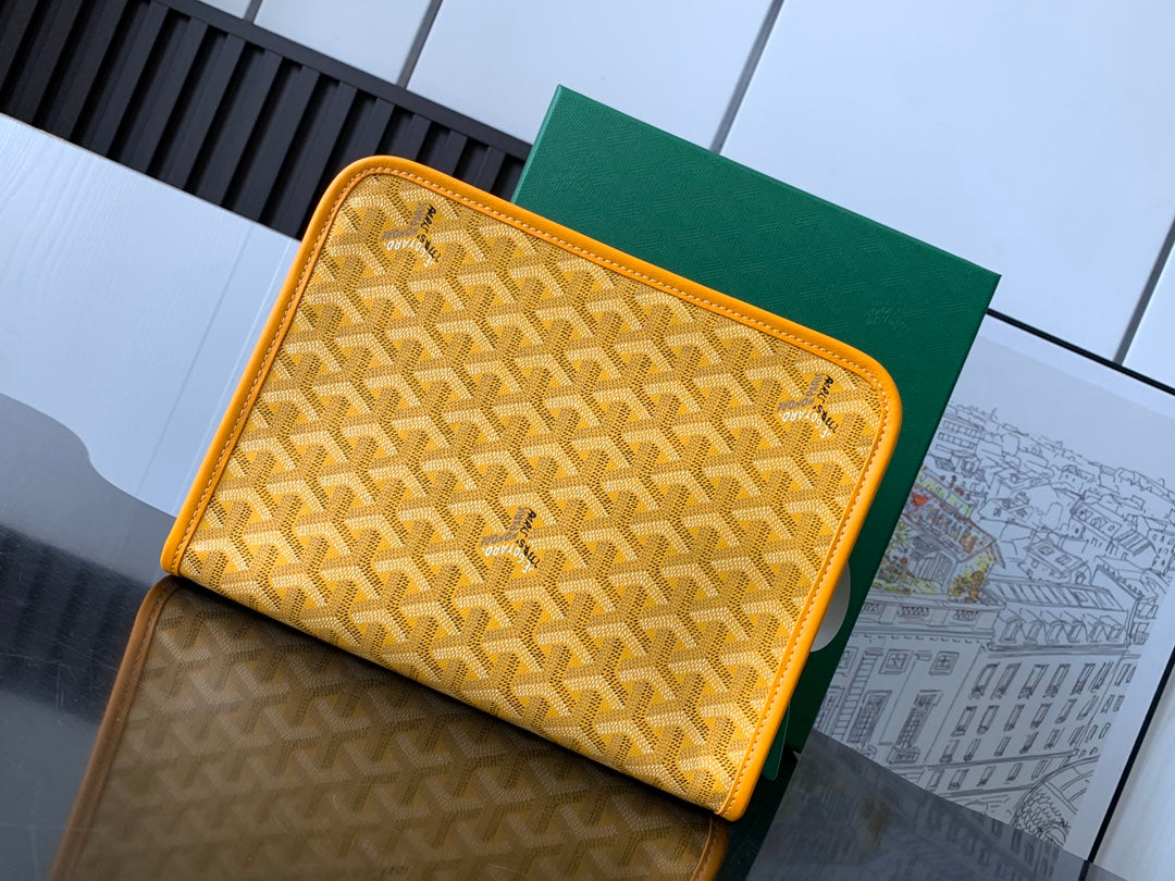 Goyard bag