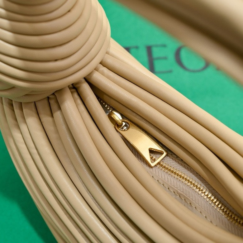 Bottega Veneta Handbag