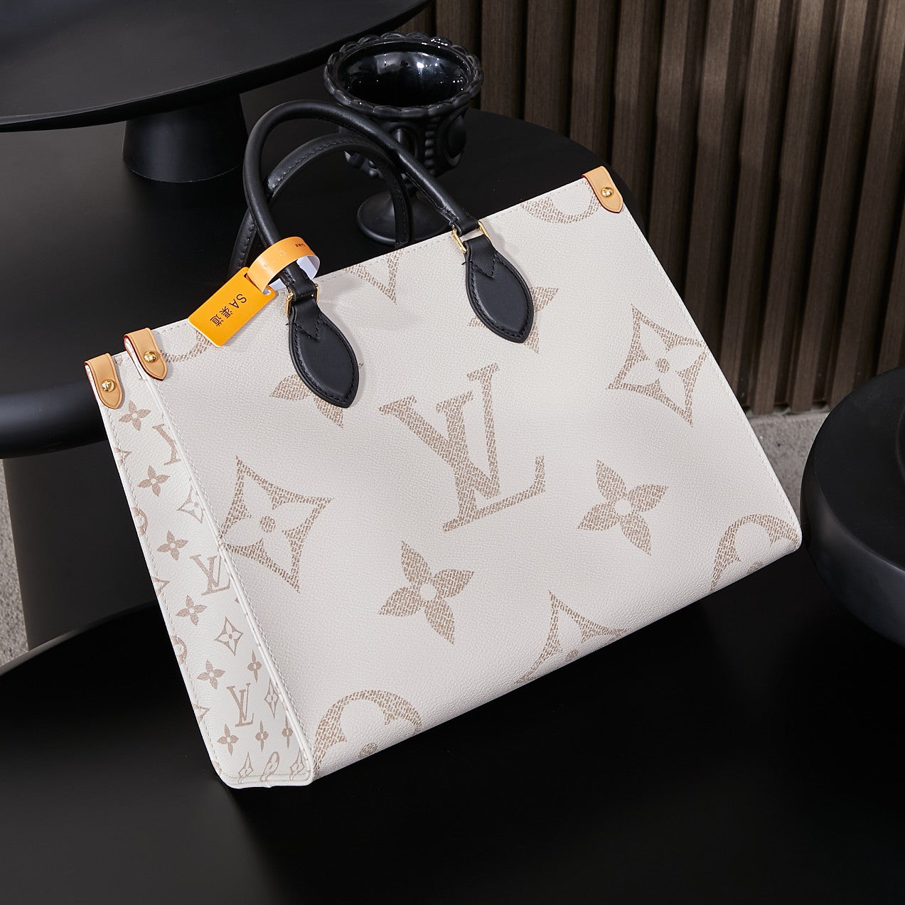 Louis Vuitton Handbag