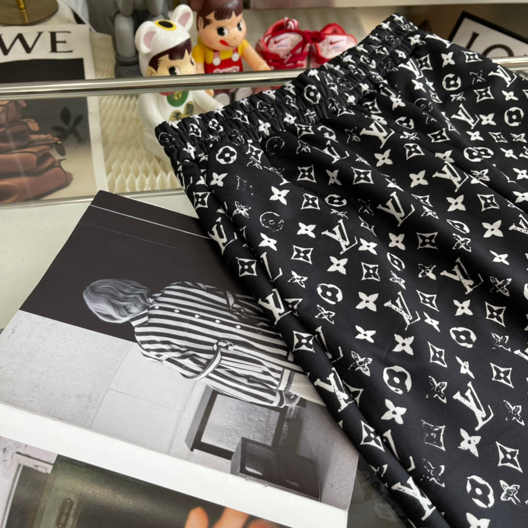 Louis Vuitton Joggers