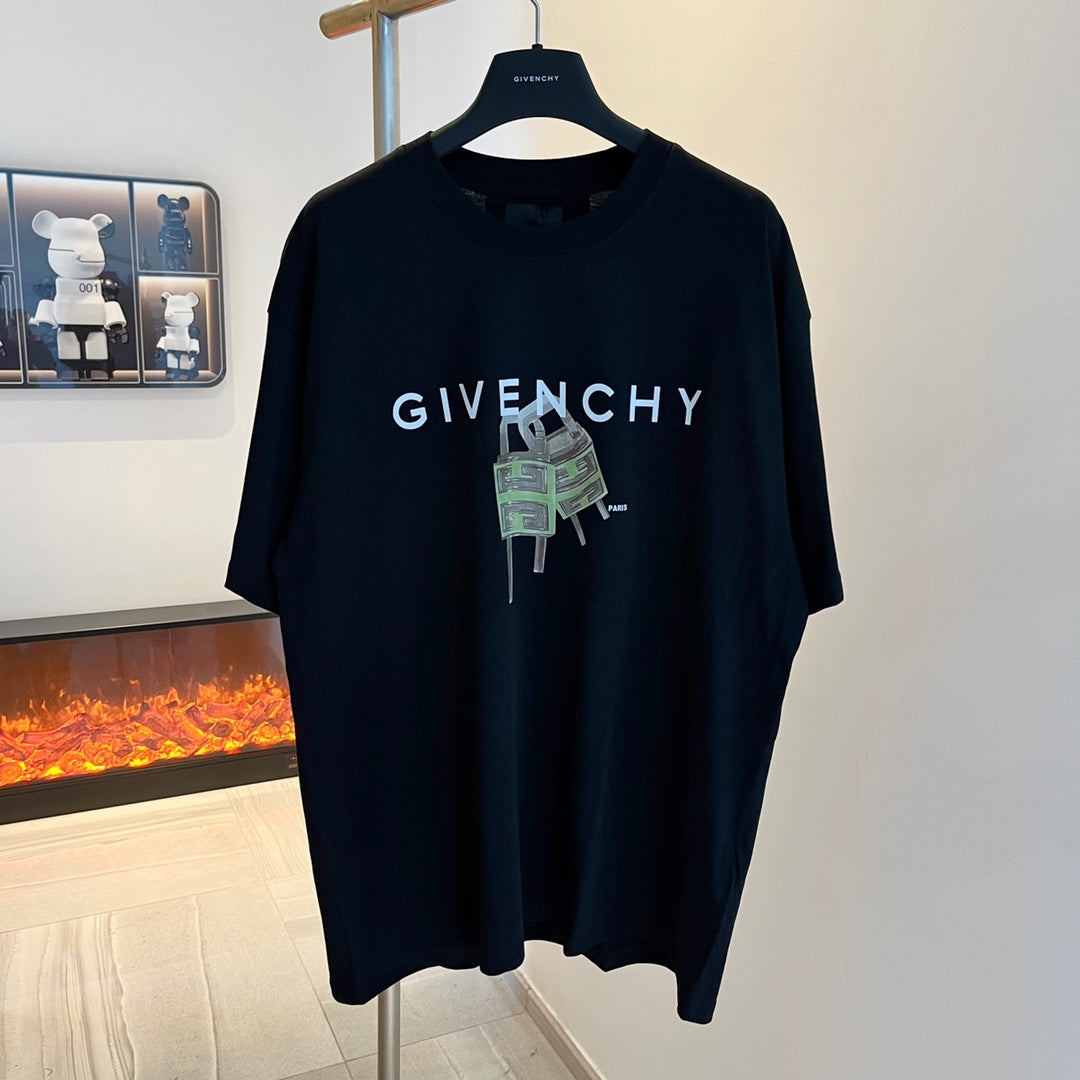 Givenchy T-shirt