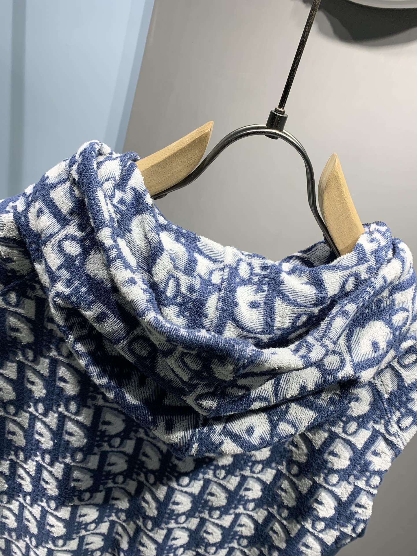 Dior Sleeveless T-shirt