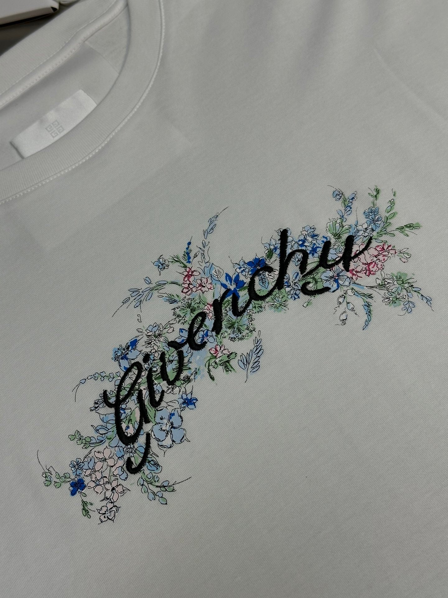 Givenchy T-shirt