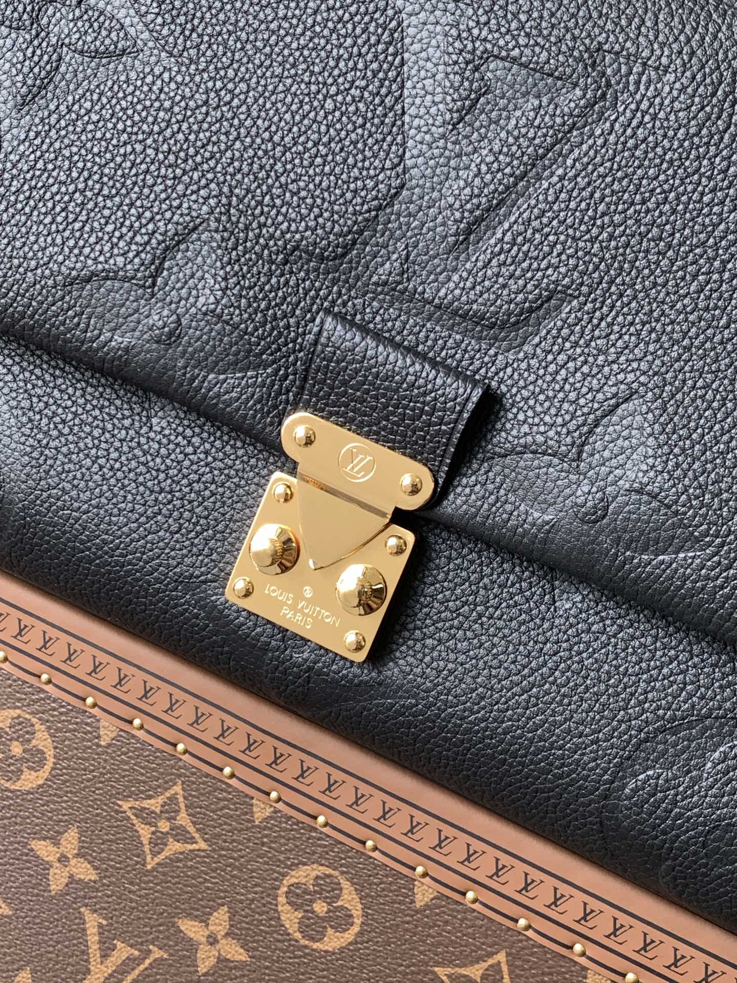 Louis Vuitton Handbag
