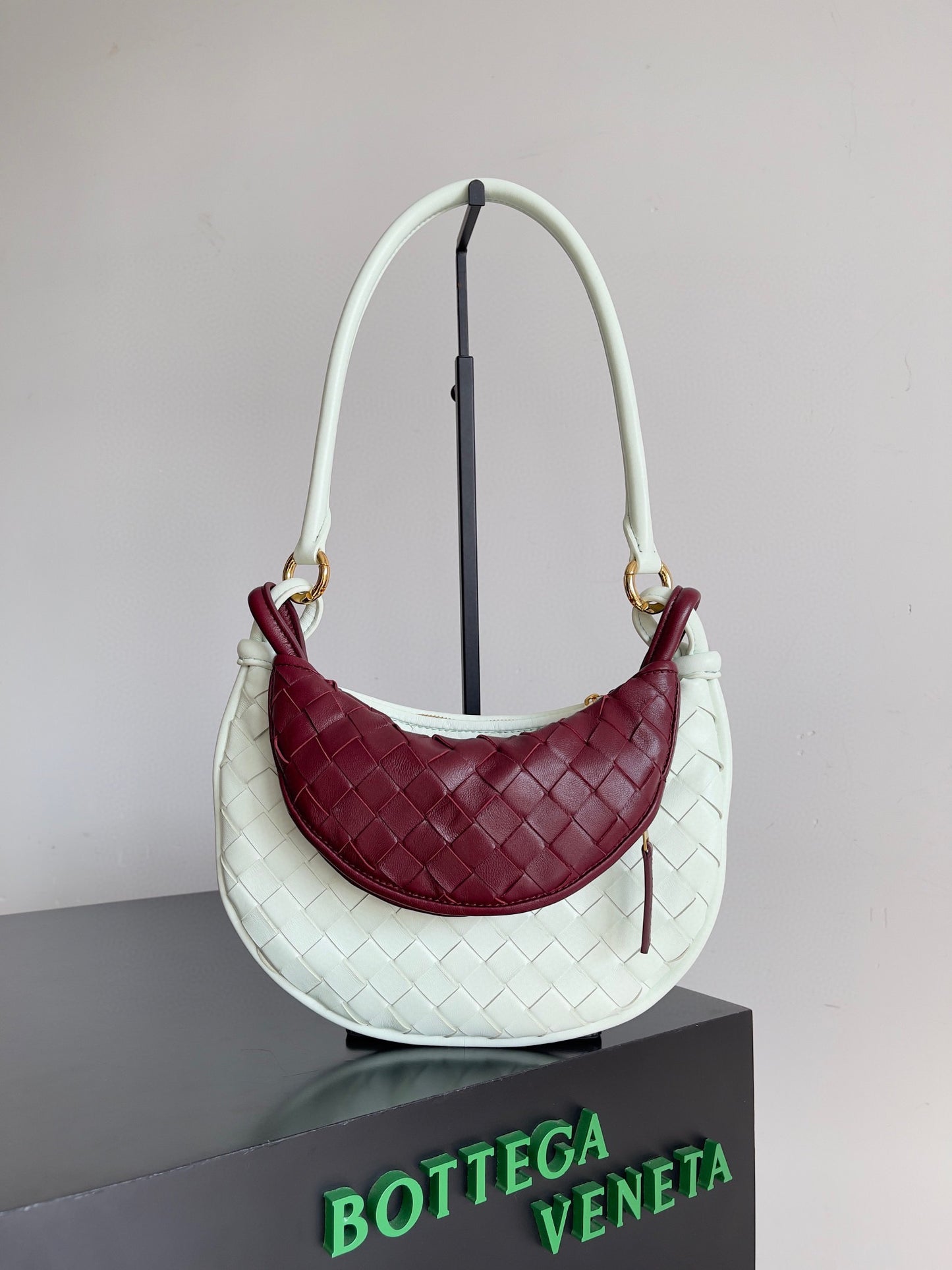 Bottega Veneta Handbag
