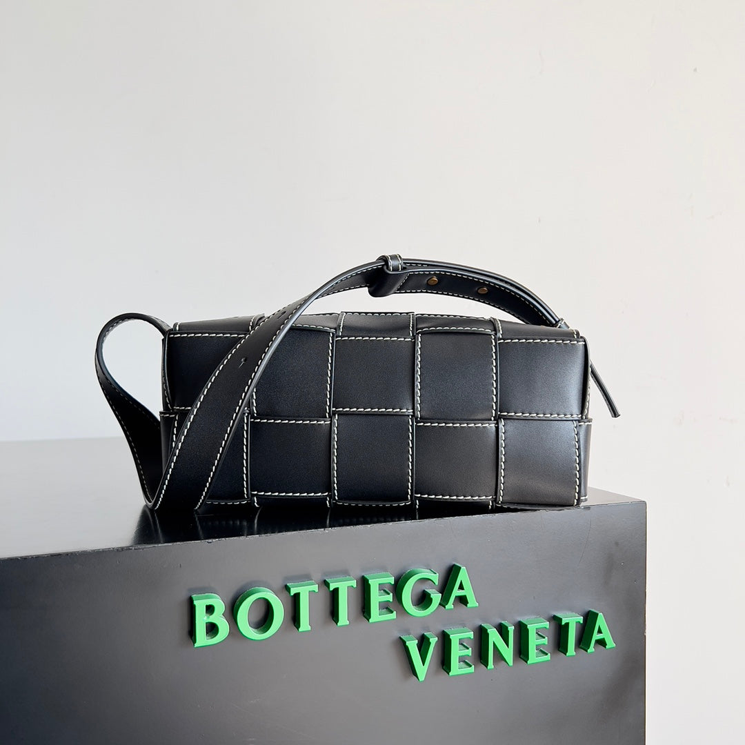 Bottega Veneta Handbag