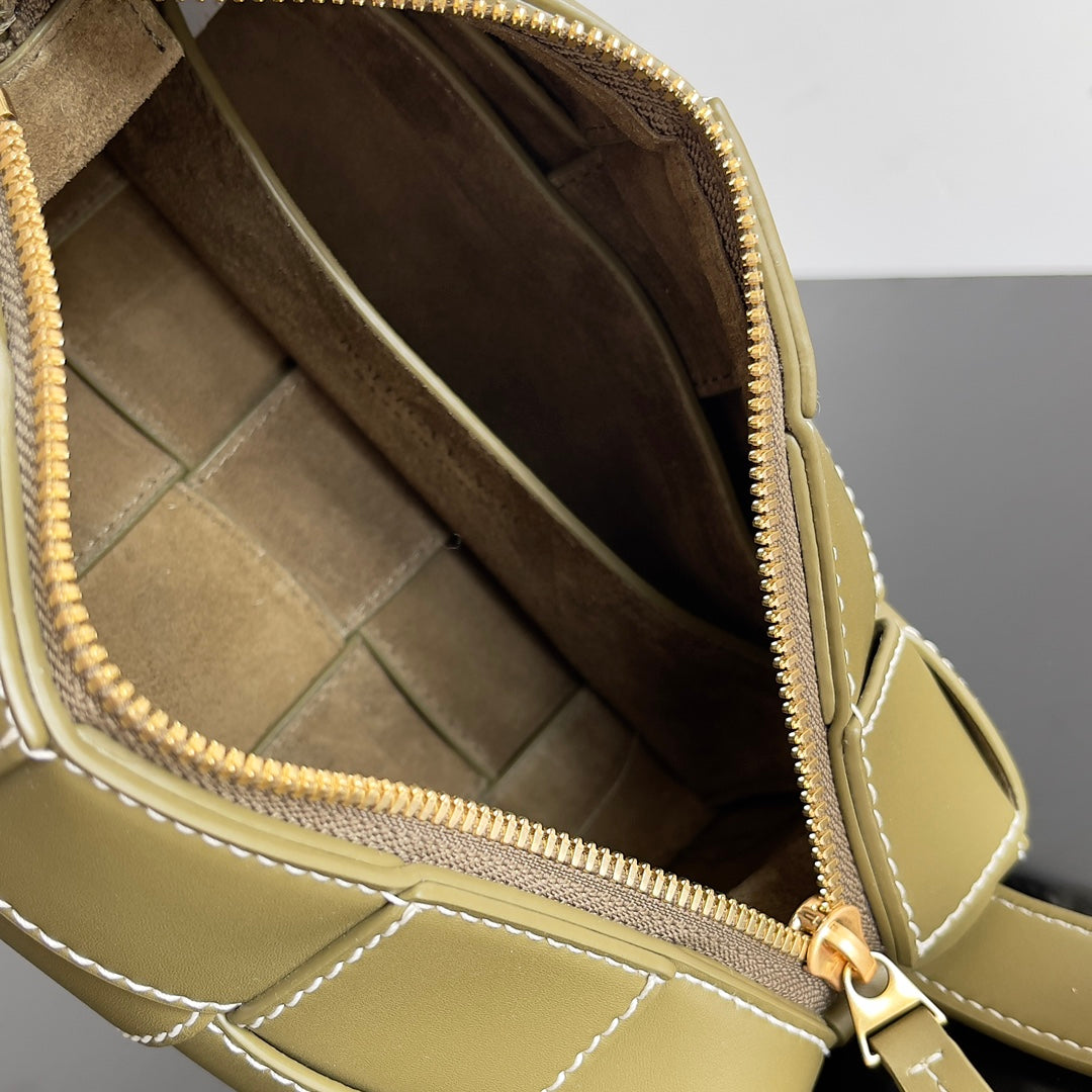 Bottega Veneta Handbag
