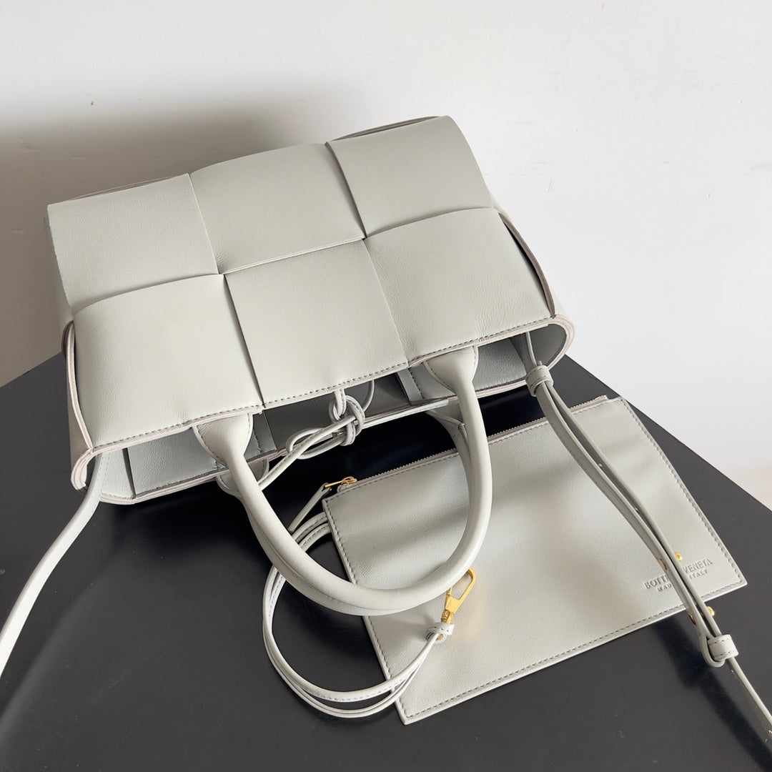 Bottega Veneta Handbag