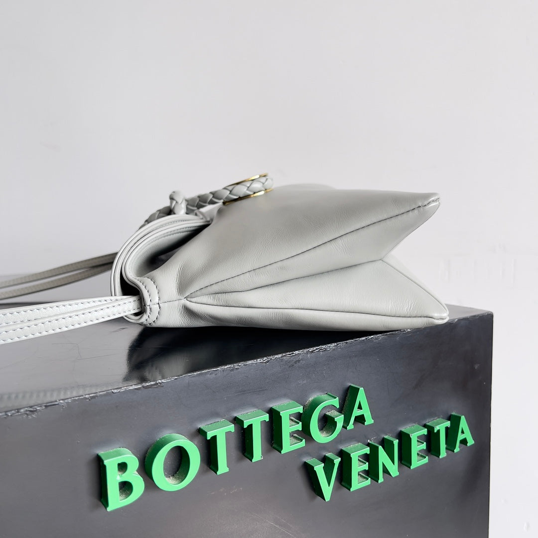 Bottega Veneta Handbag