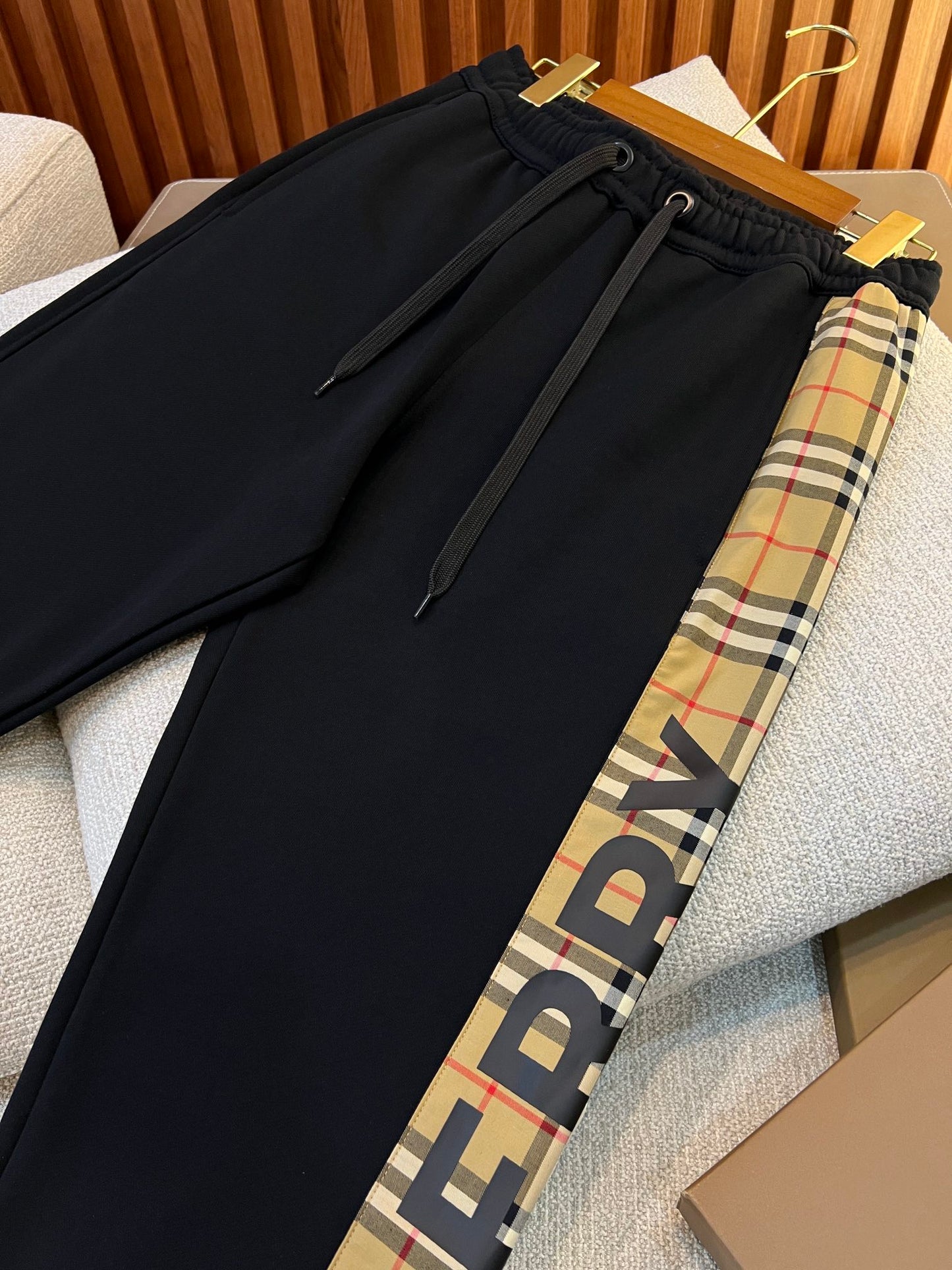 Burberry Sweatpants