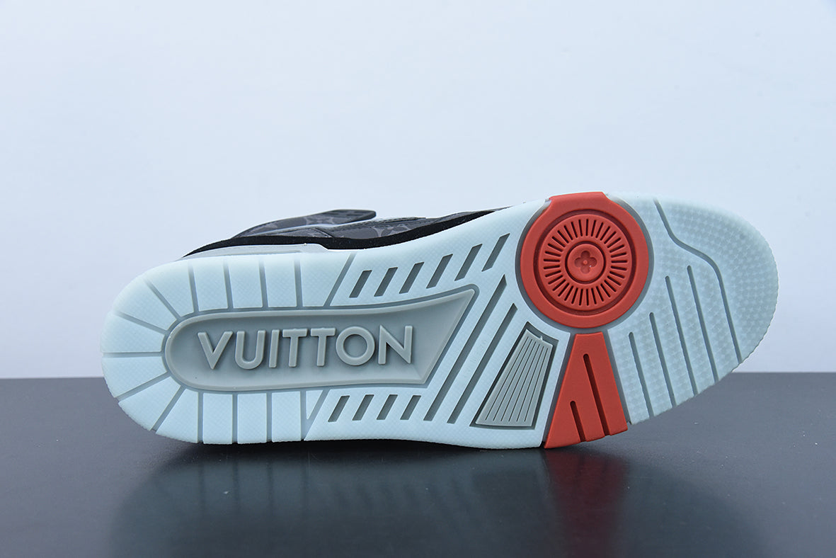 Louis Vuitton Trainer Sneaker