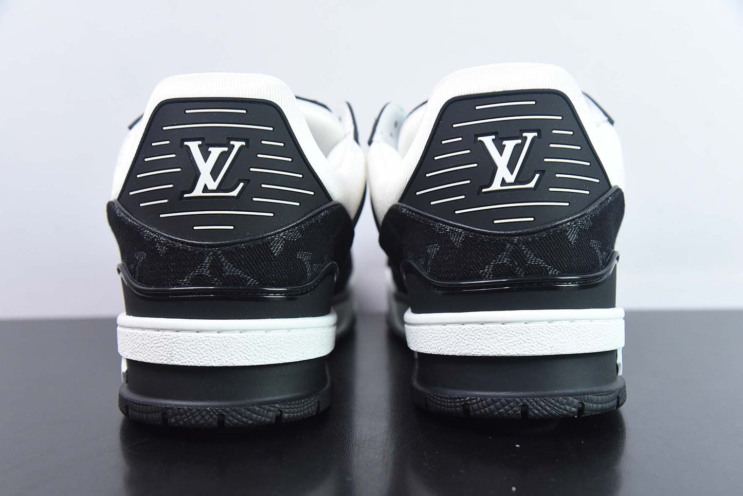 Louis Vuitton Trainer Sneakers
