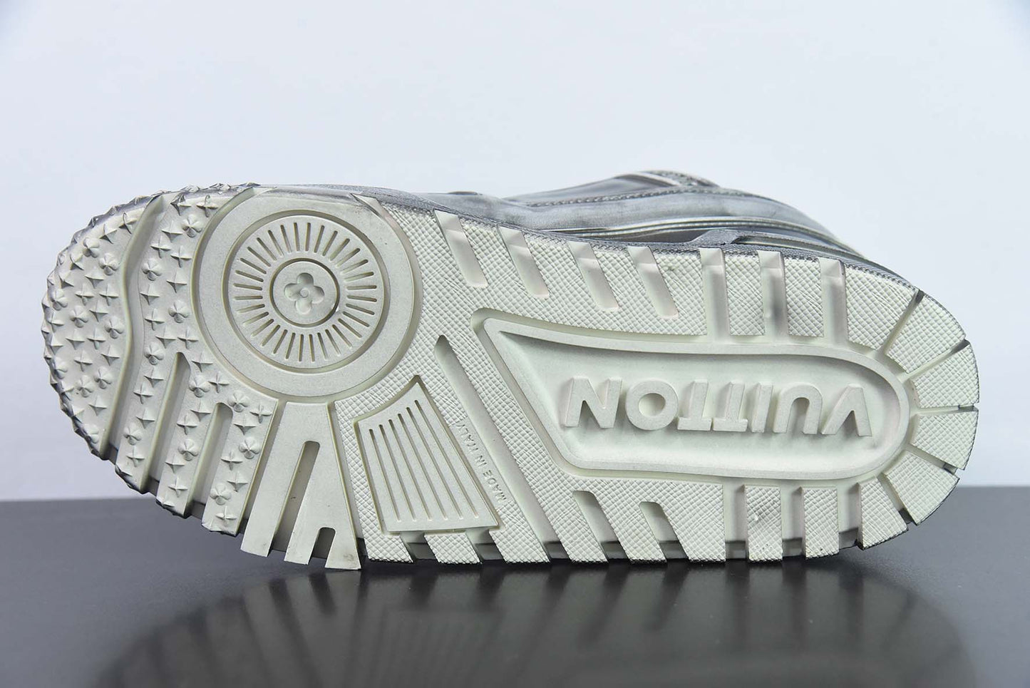 Louis Vuitton Trainer Maxi