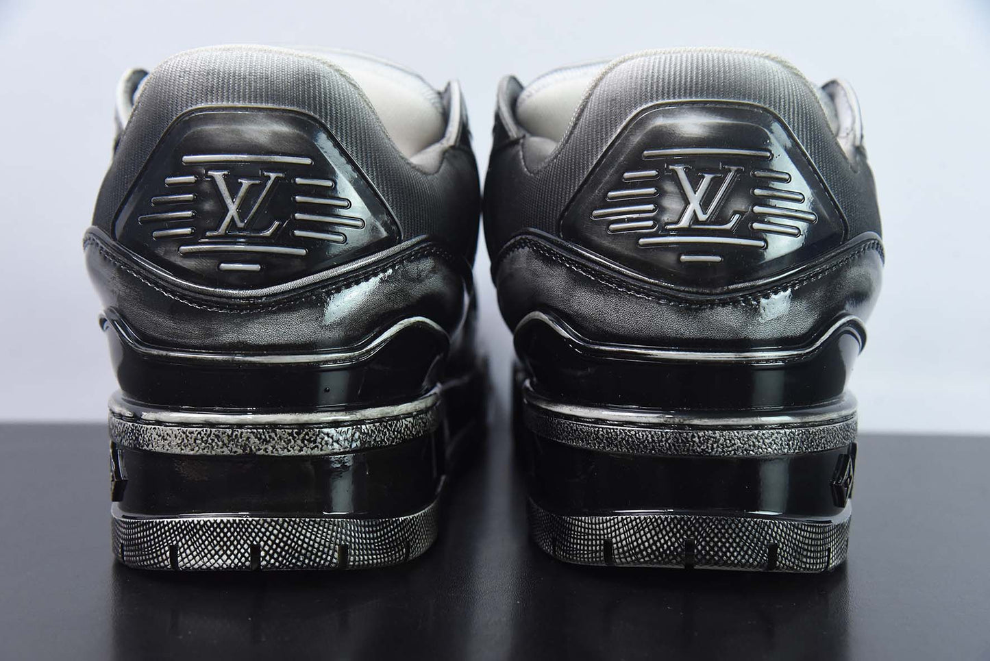 Louis Vuitton Trainer Maxi