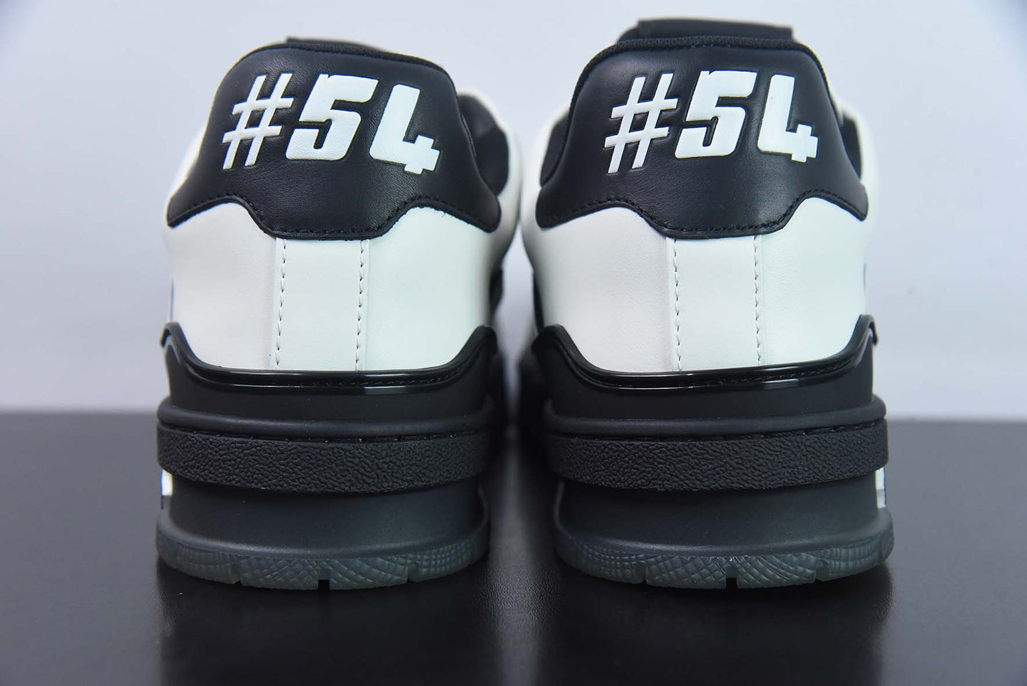 Louis Vuitton Trainer Sneaker