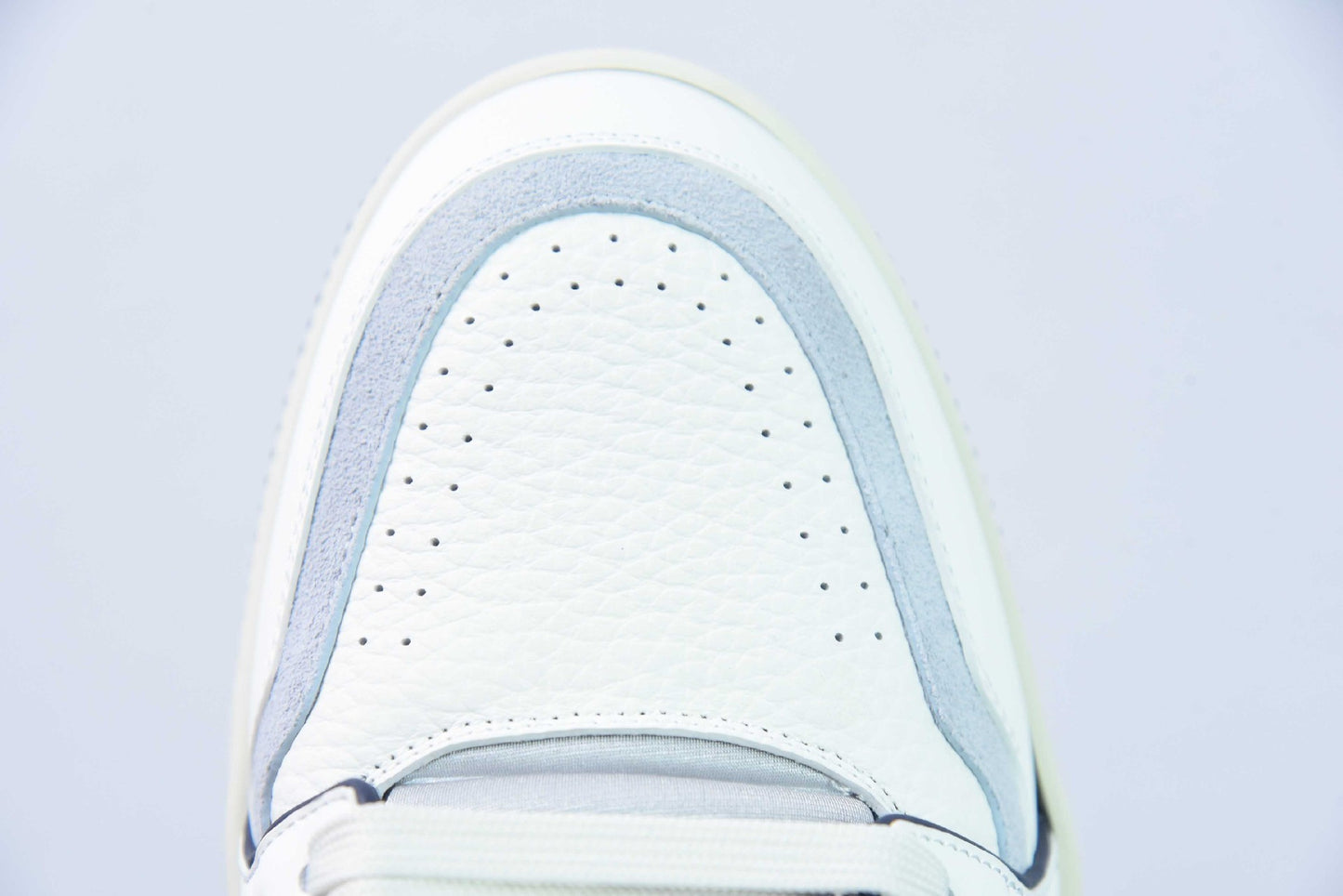 Louis Vuitton Trainer Sneakers