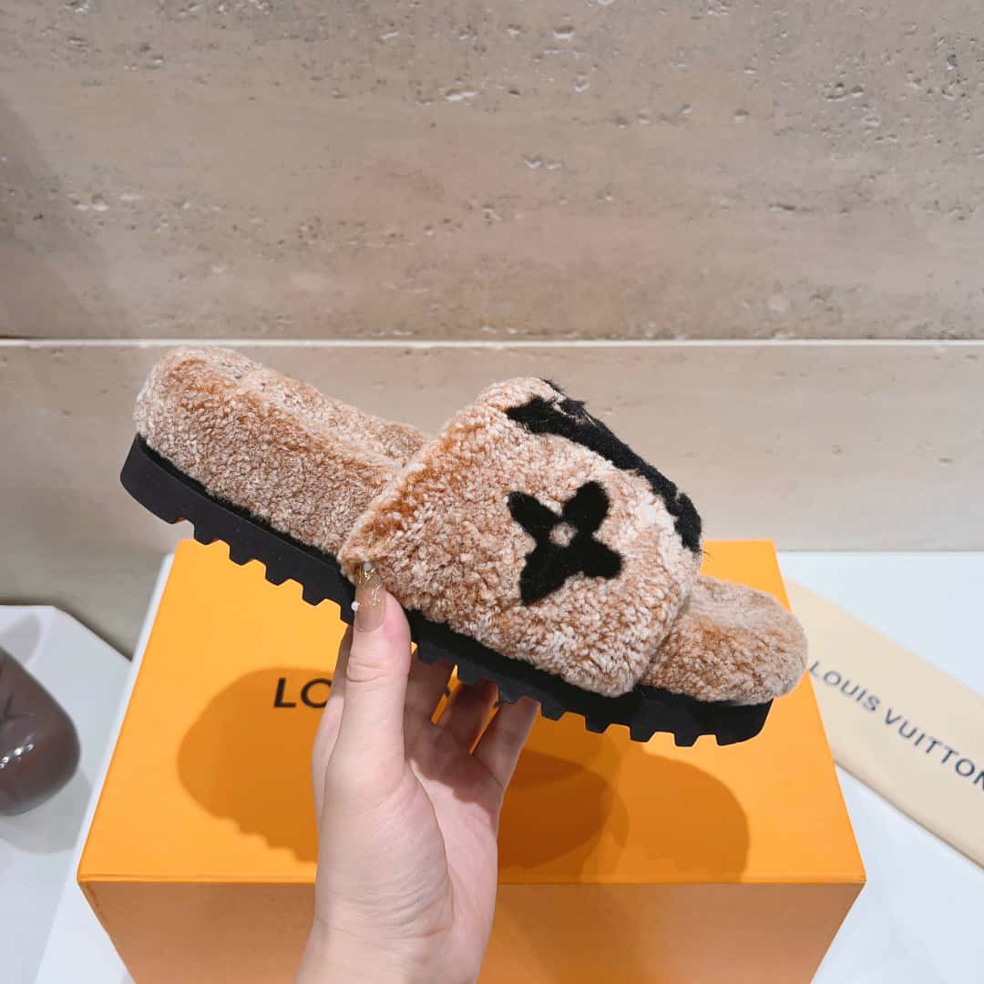 Louis Vuitton Sandals