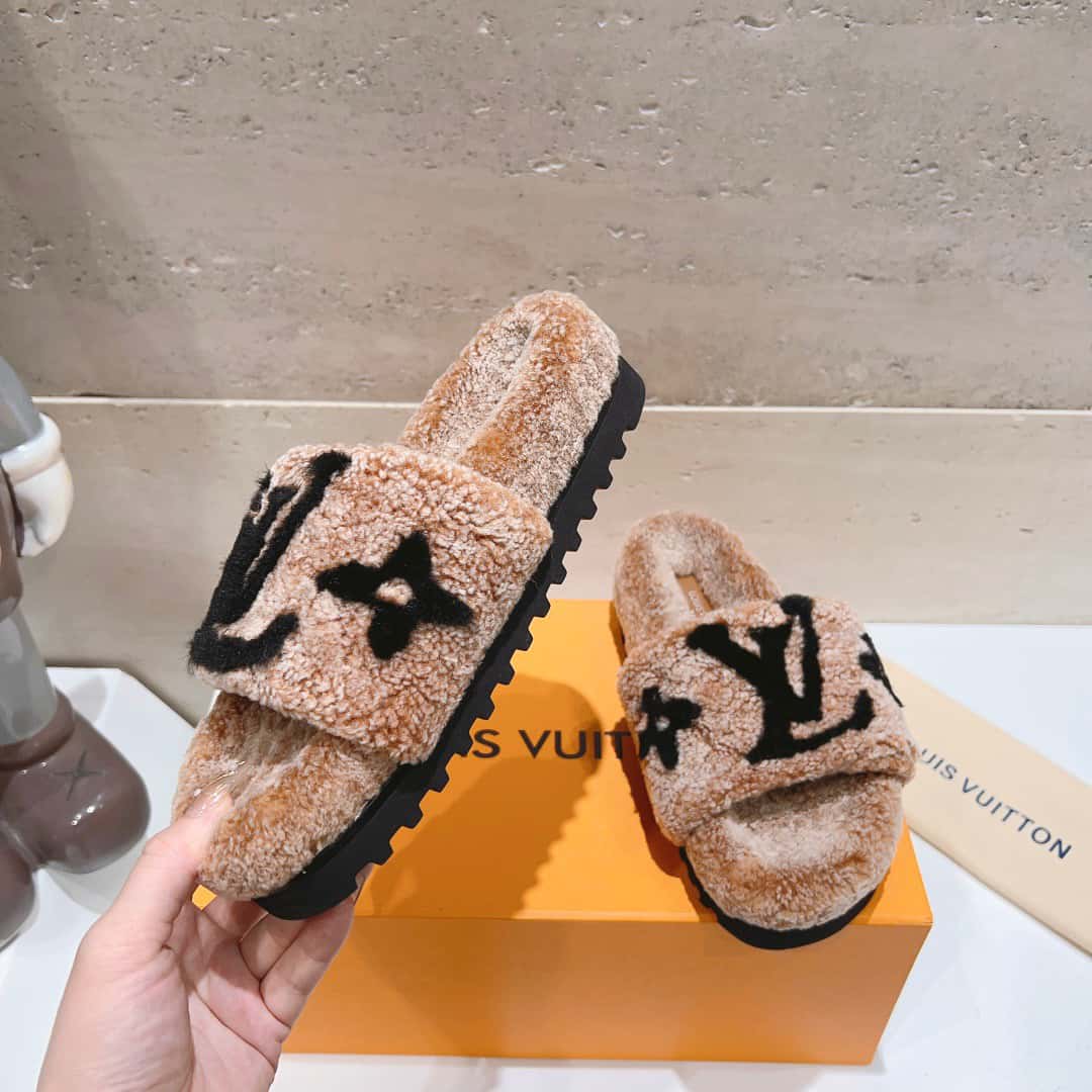 Louis Vuitton Sandals