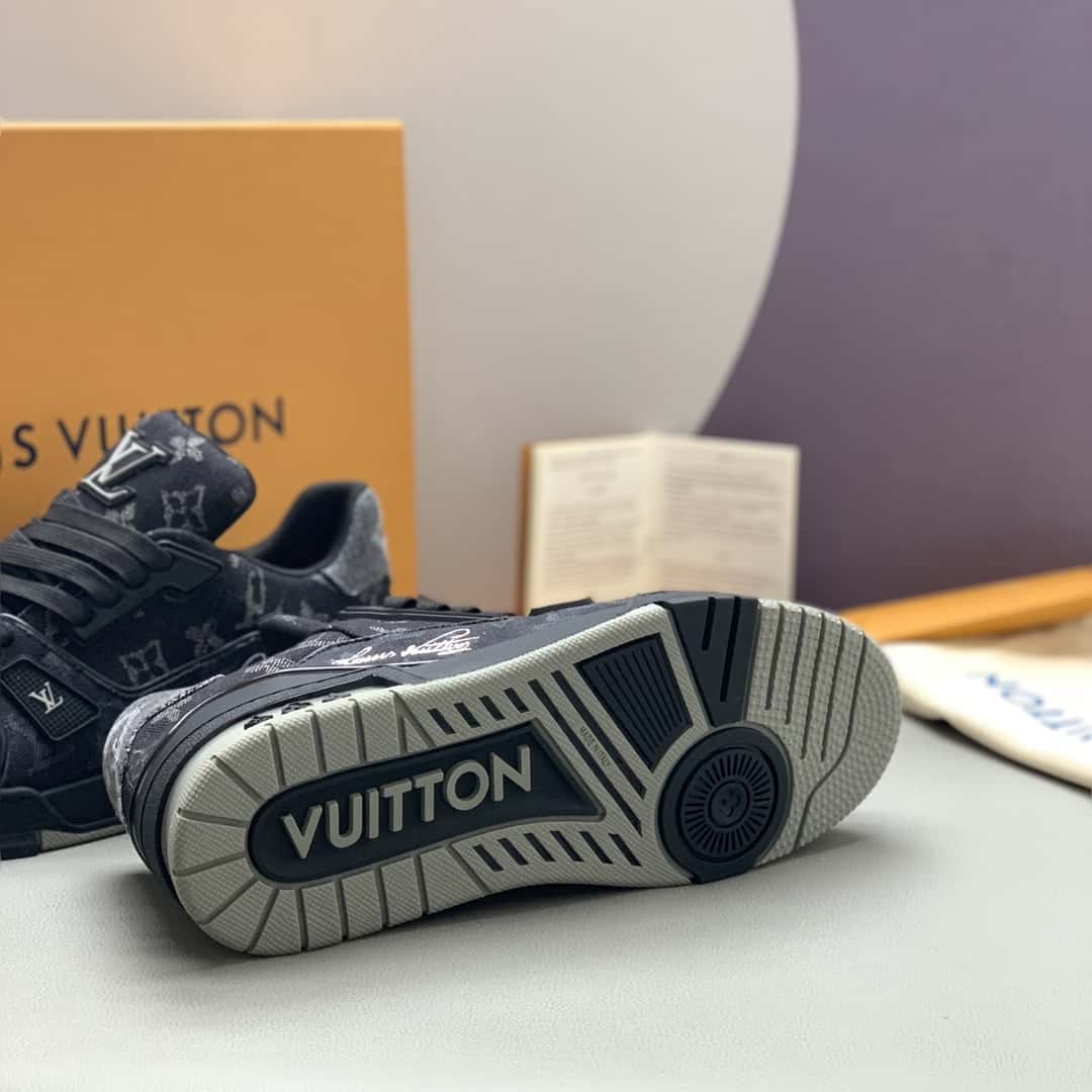 Louis Vuitton Trainer Sneakers