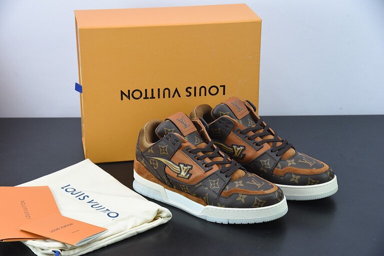 Louis Vuitton Trainer Sneaker