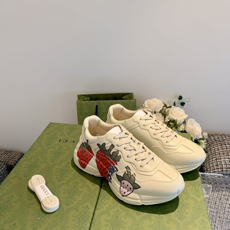 Gucci Rhyton Sneakers