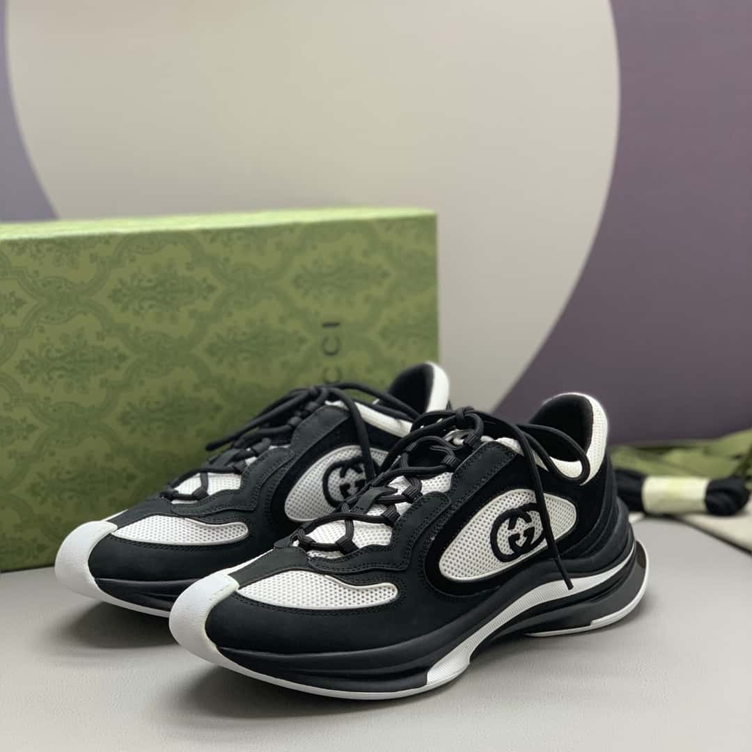 Gucci Sneakers