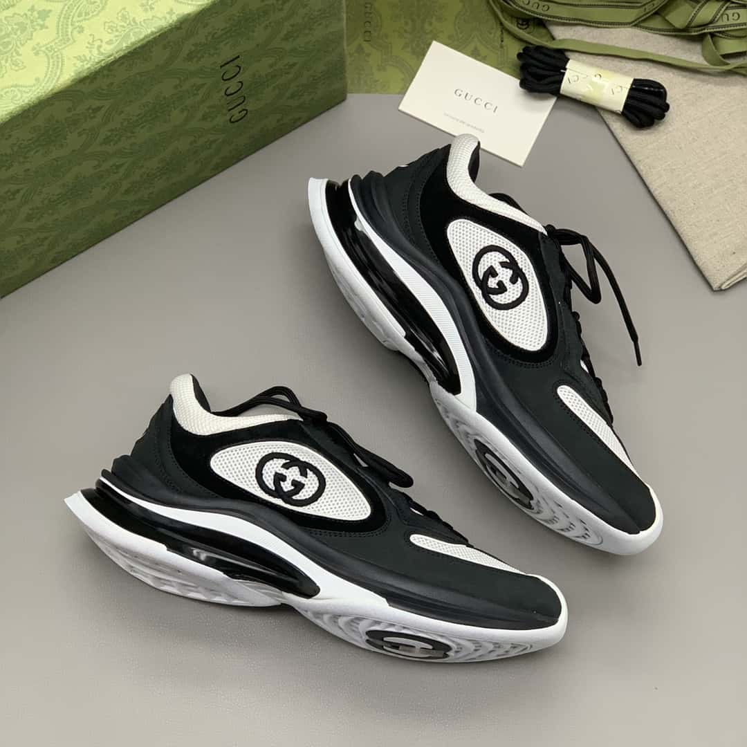 Gucci Sneakers