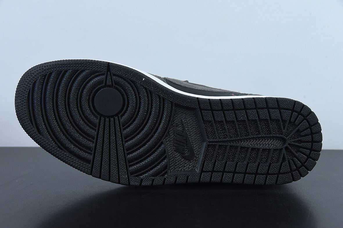 Travis Scott x Air Jordan 1 Low