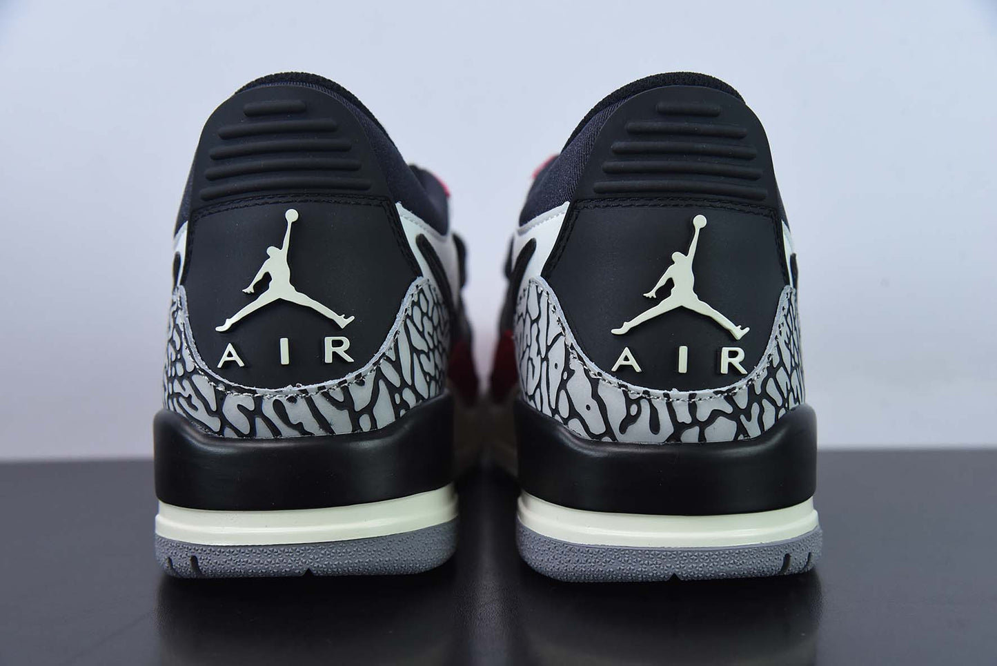 Air Jordan Legacy AJ312