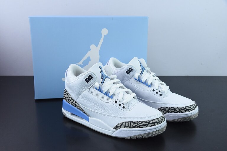 Air Jordan 3 Retro “UNC” AJ3