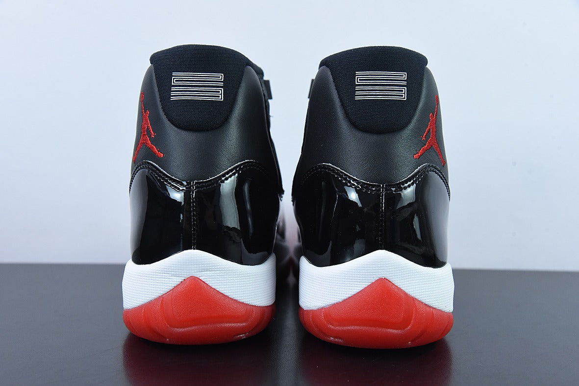 Air Jordan 11 Bred